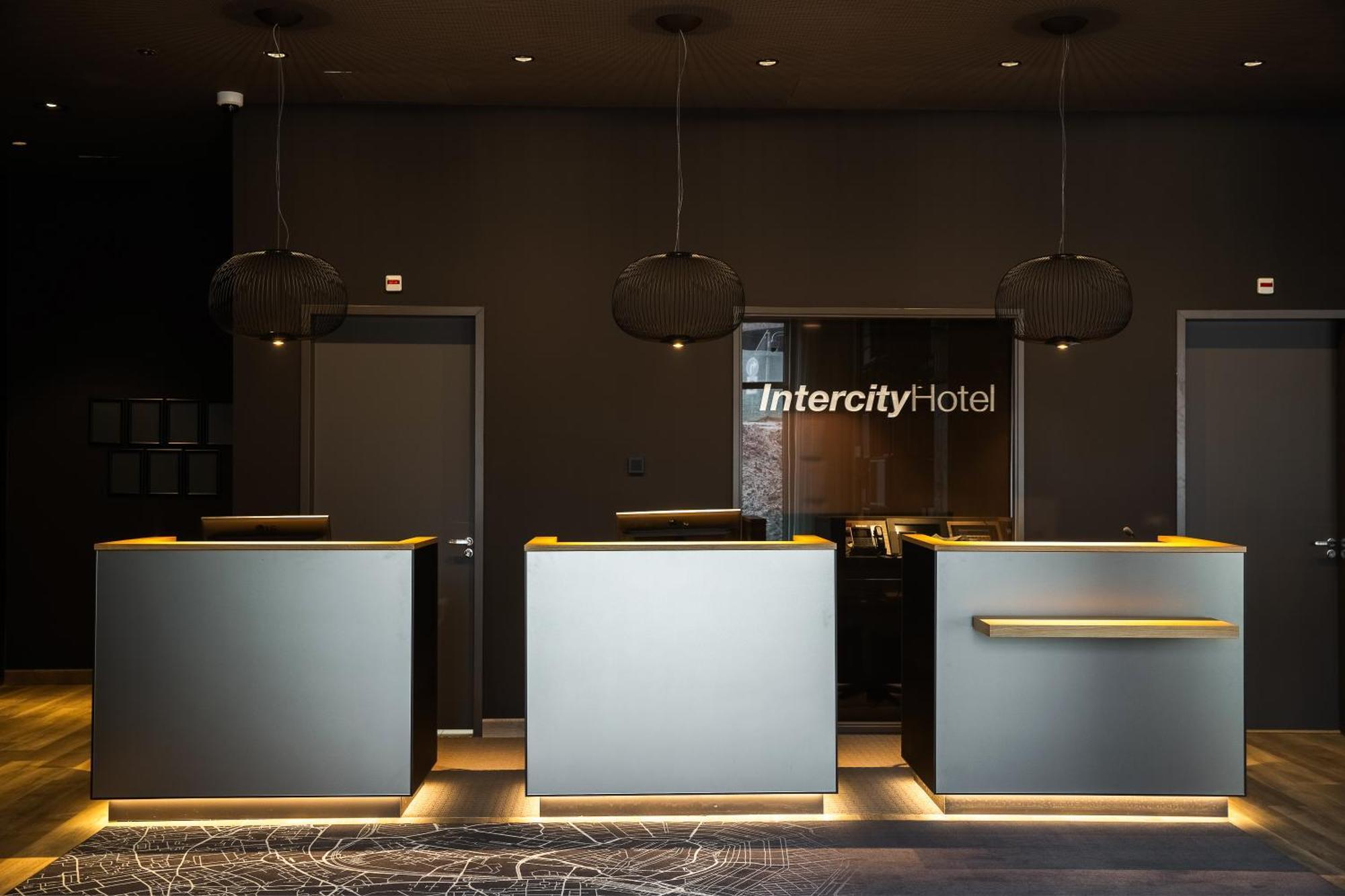 Intercityhotel Breda Bagian luar foto