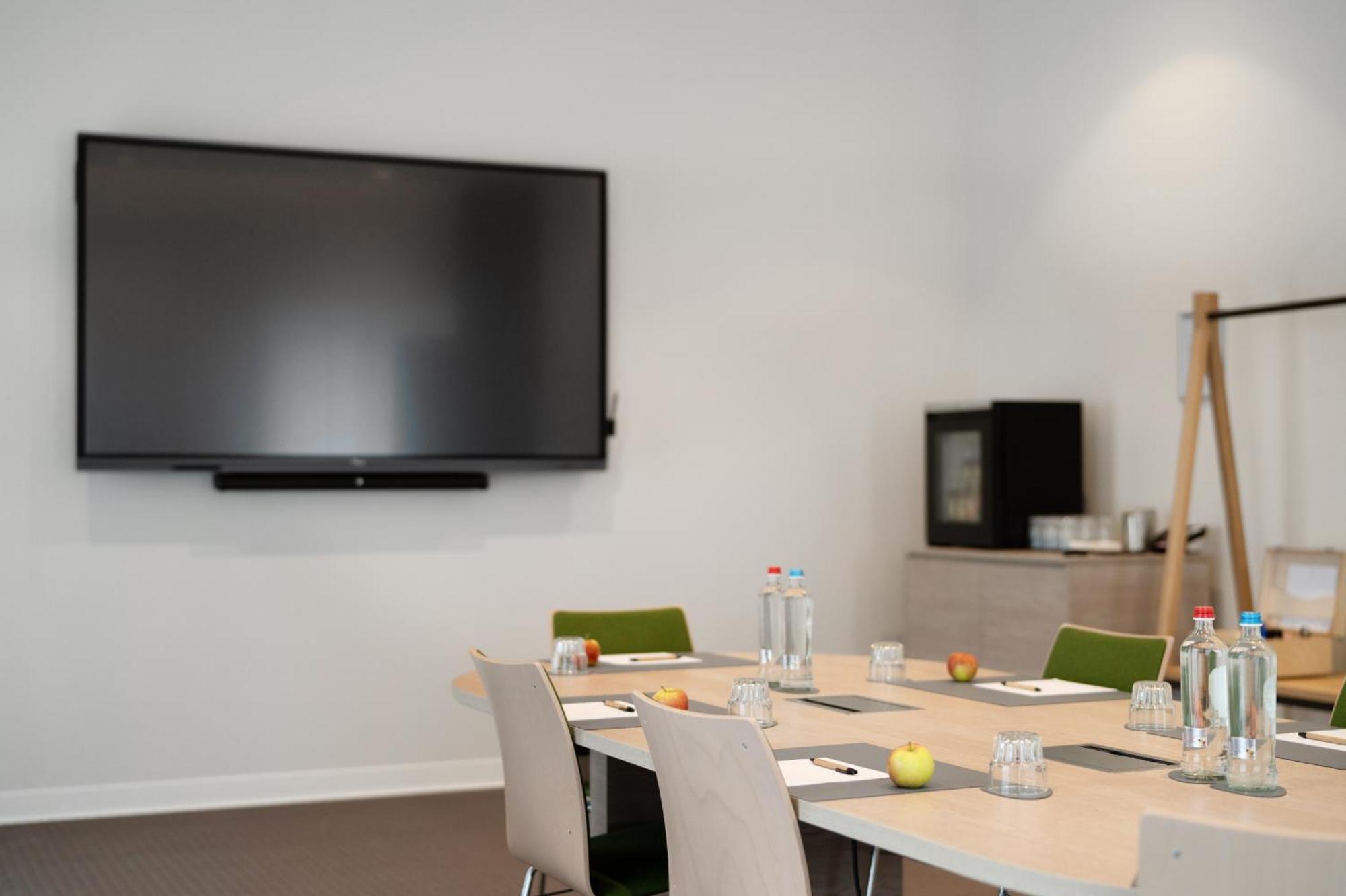 Intercityhotel Breda Bagian luar foto